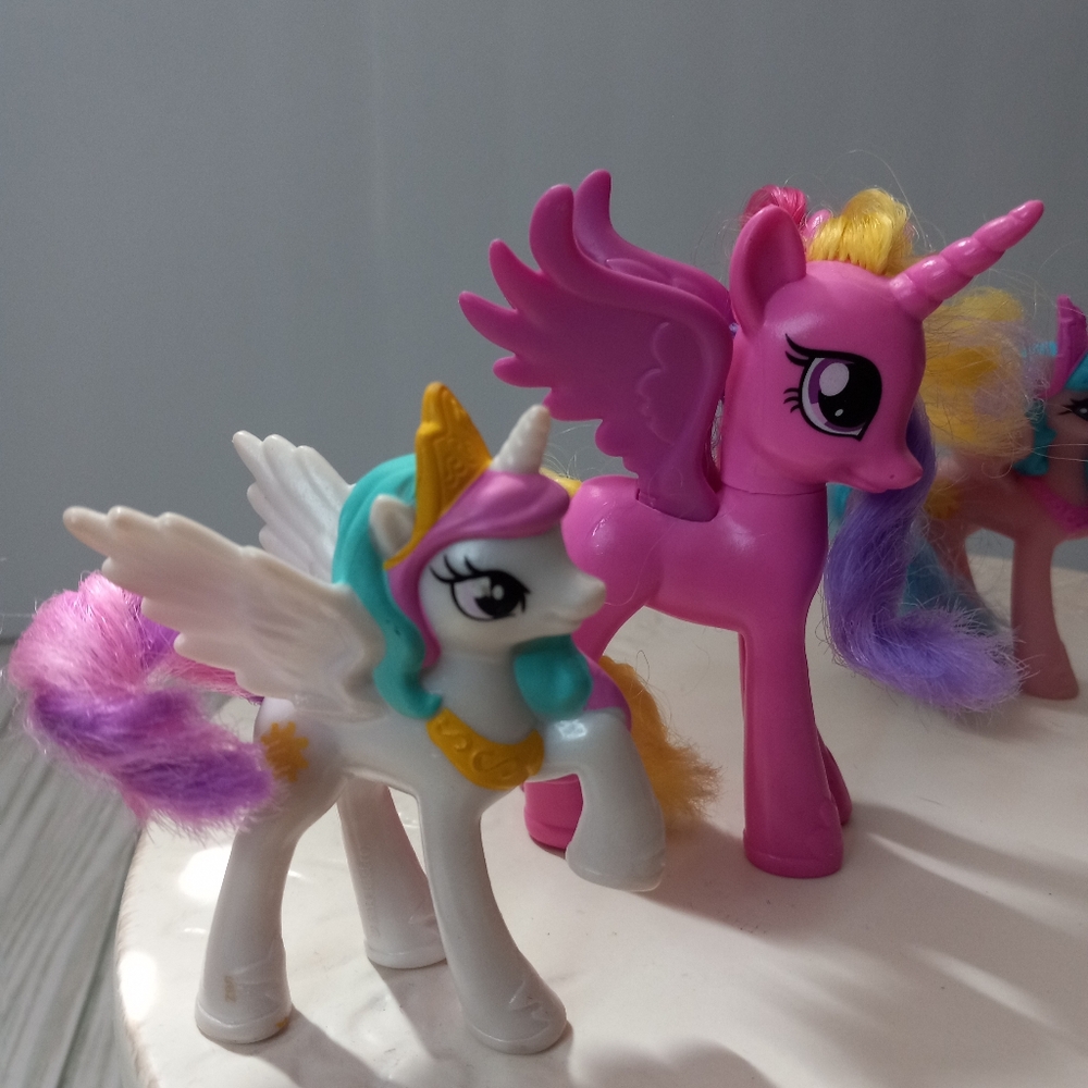 My Little Pony Toy Figures - Picture 2 of 7